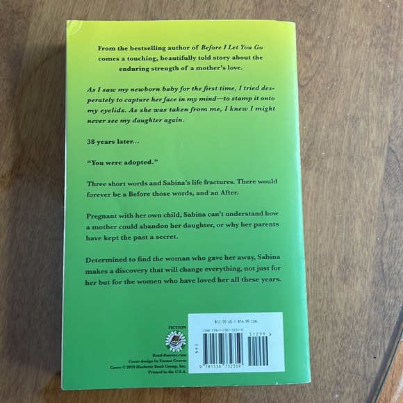 🎁 3/$15 - The Secret Daughter by Kelly Rimmer - Picture 2 of 2